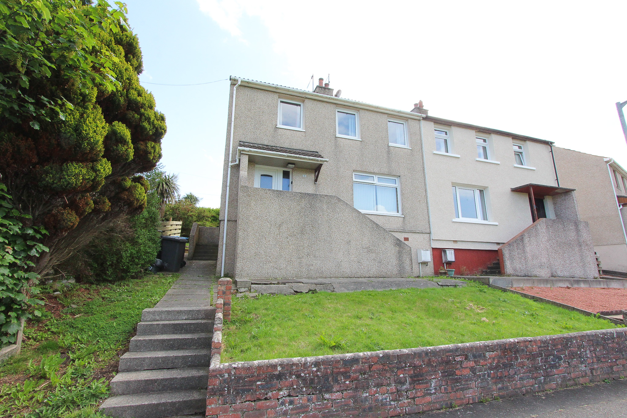 For Sale 25 Queen's Drive, Stranraer UNDER OFFER £95,000