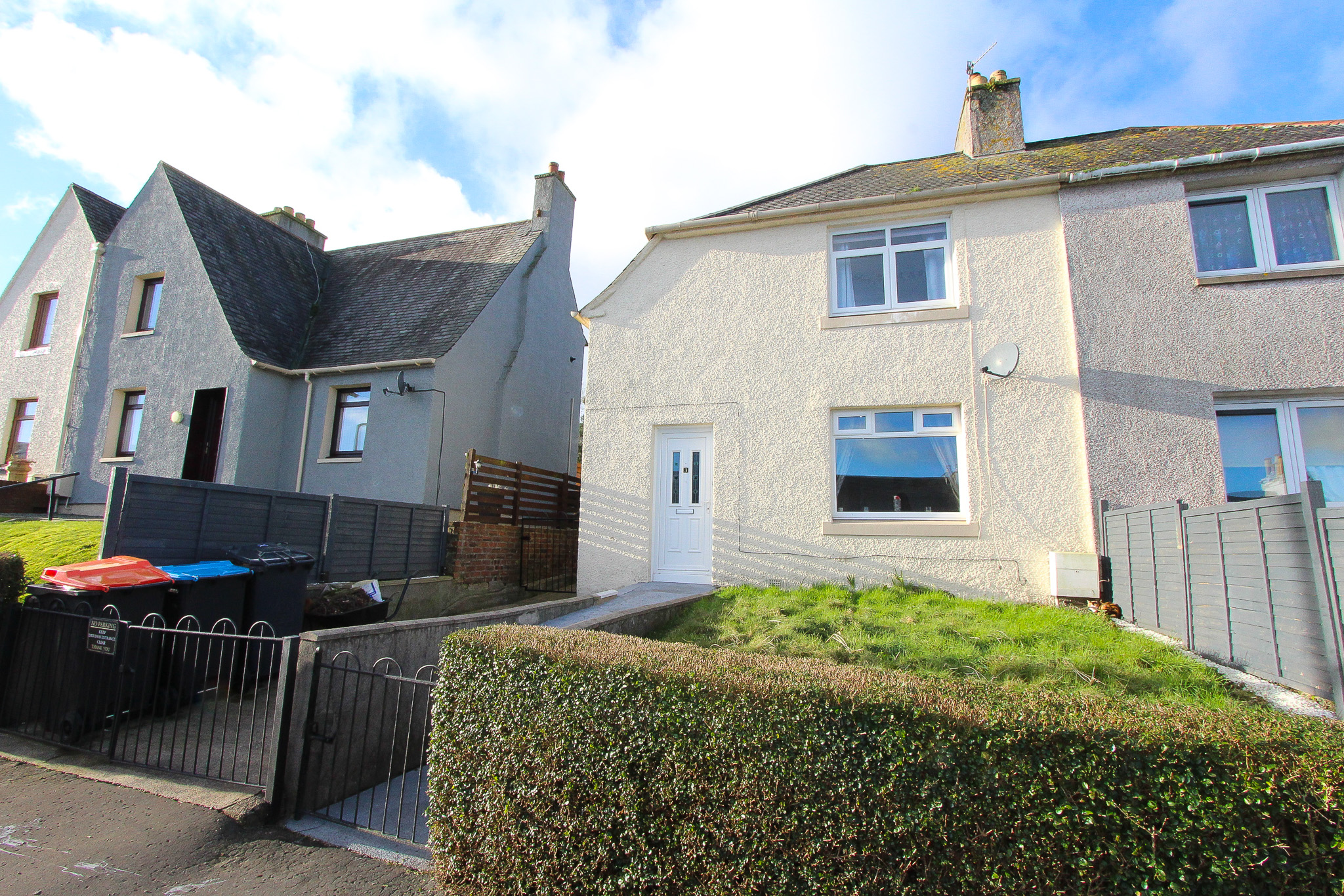 For Sale 3 Broomfield Gardens, Stranraer UNDER OFFER £120,000