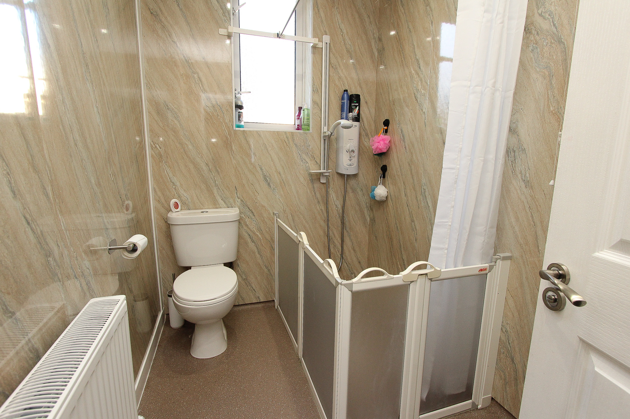 Photograph of Shower Room