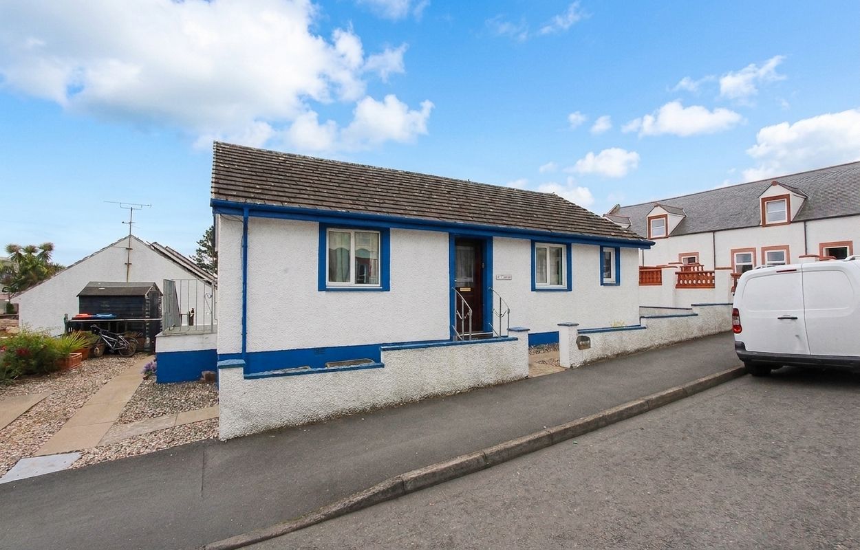 Photograph of 'Elen Mor', Mill Street, Drummore