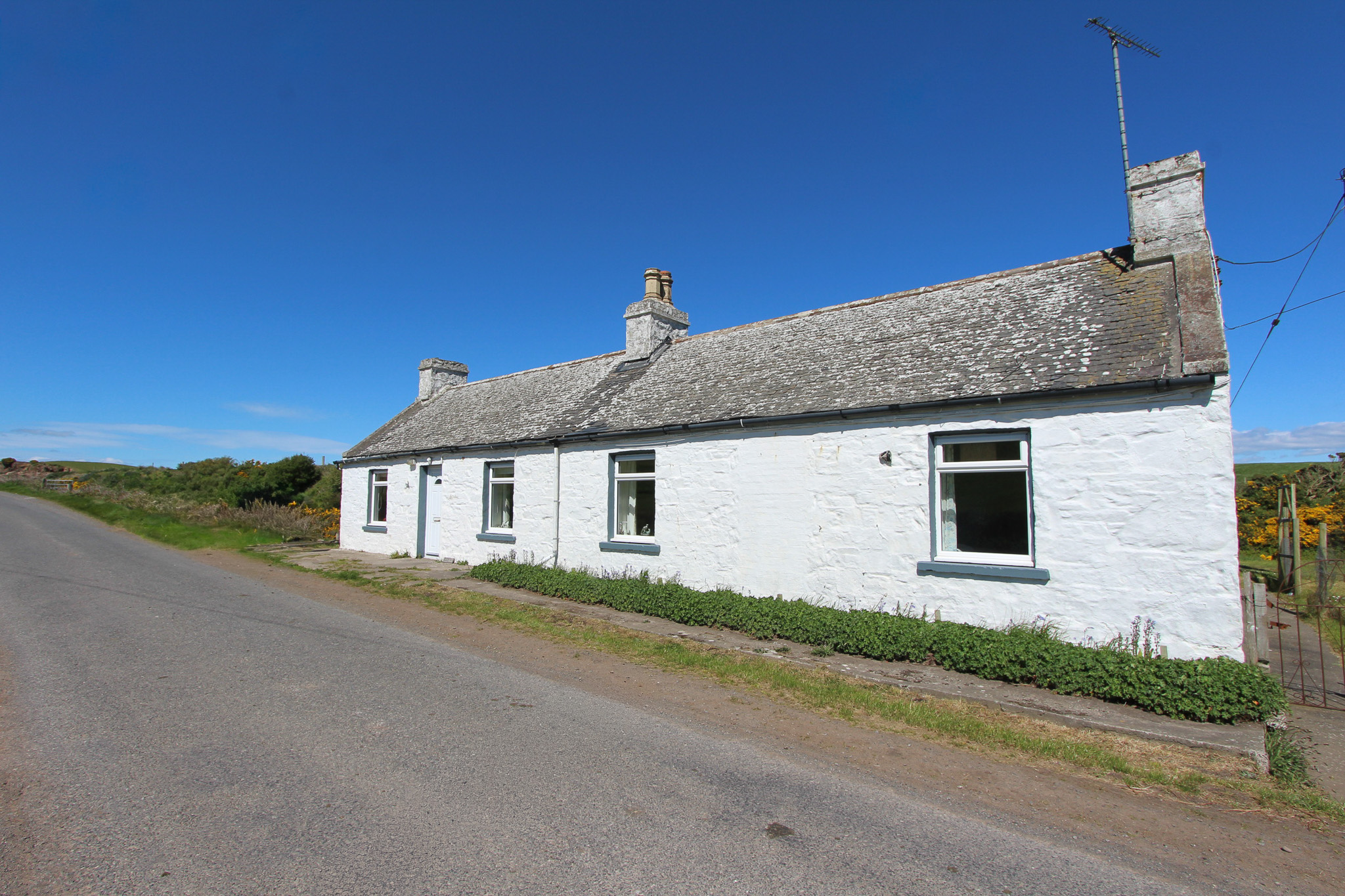 Photograph of Several Cottage, Drummore